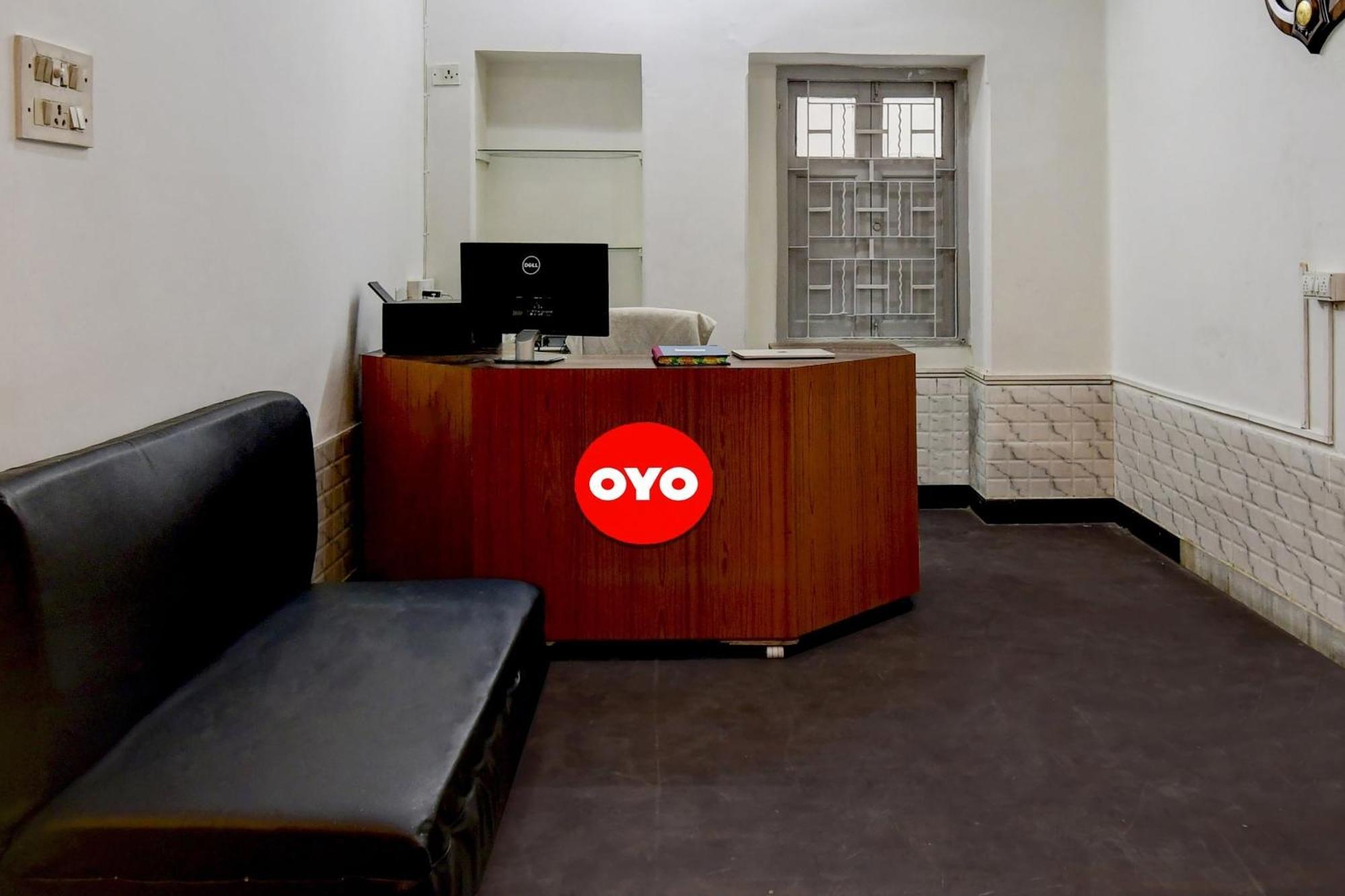 Super Oyo Hotel O Fantasy Stay Vibe كولكاتا المظهر الخارجي الصورة