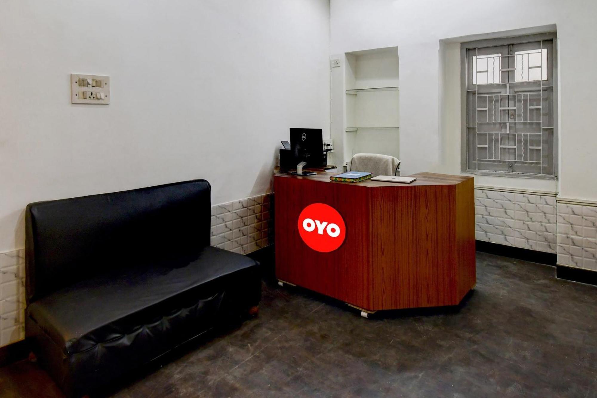 Super Oyo Hotel O Fantasy Stay Vibe كولكاتا المظهر الخارجي الصورة